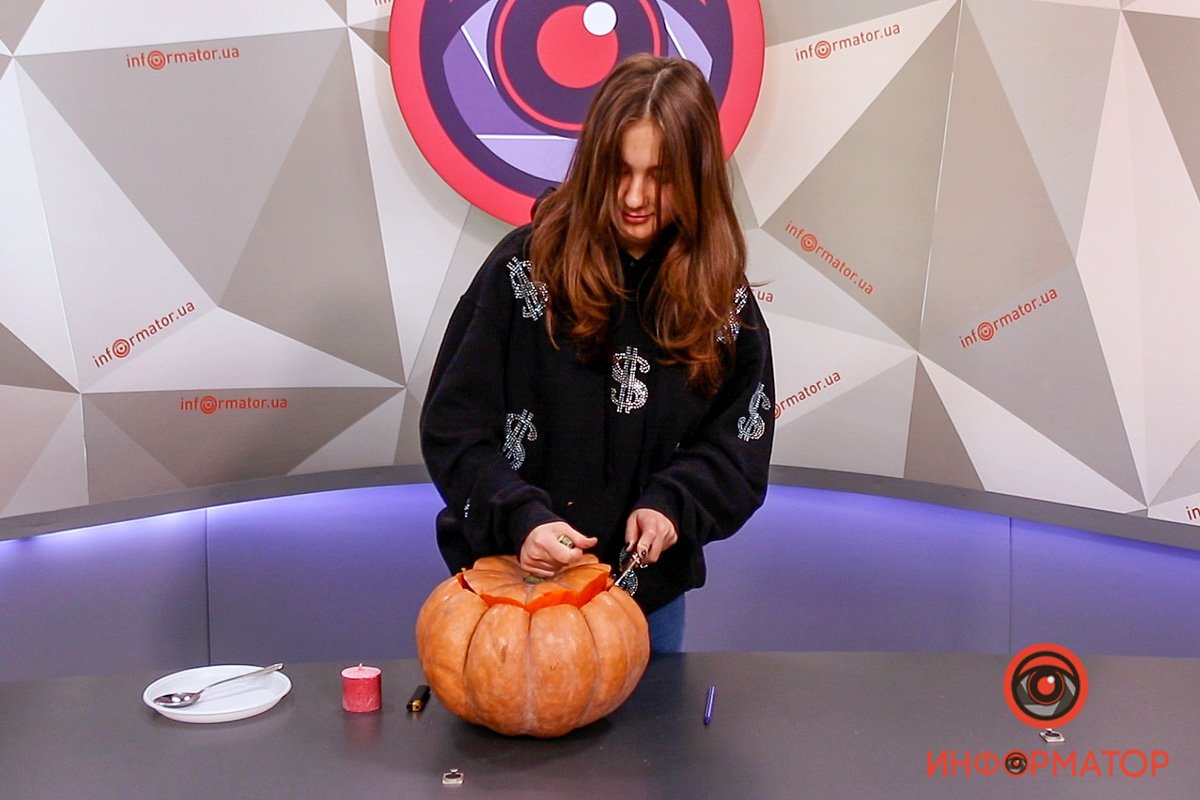 Як вирізати гарбуз на Гелловін 2