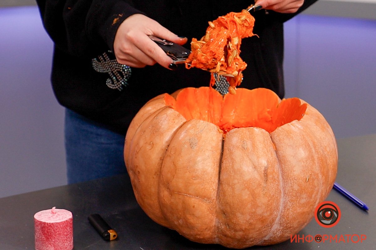 Як вирізати гарбуз на Гелловін 3
