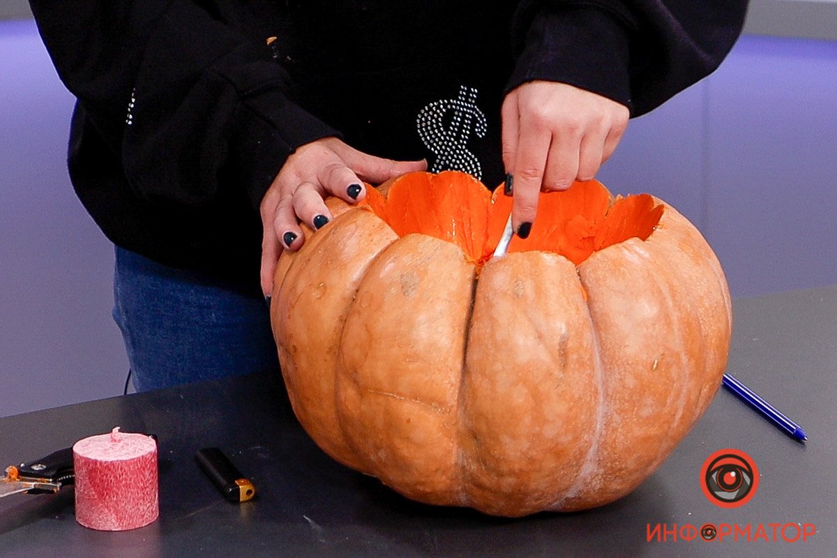 Як вирізати гарбуз на Гелловін 6