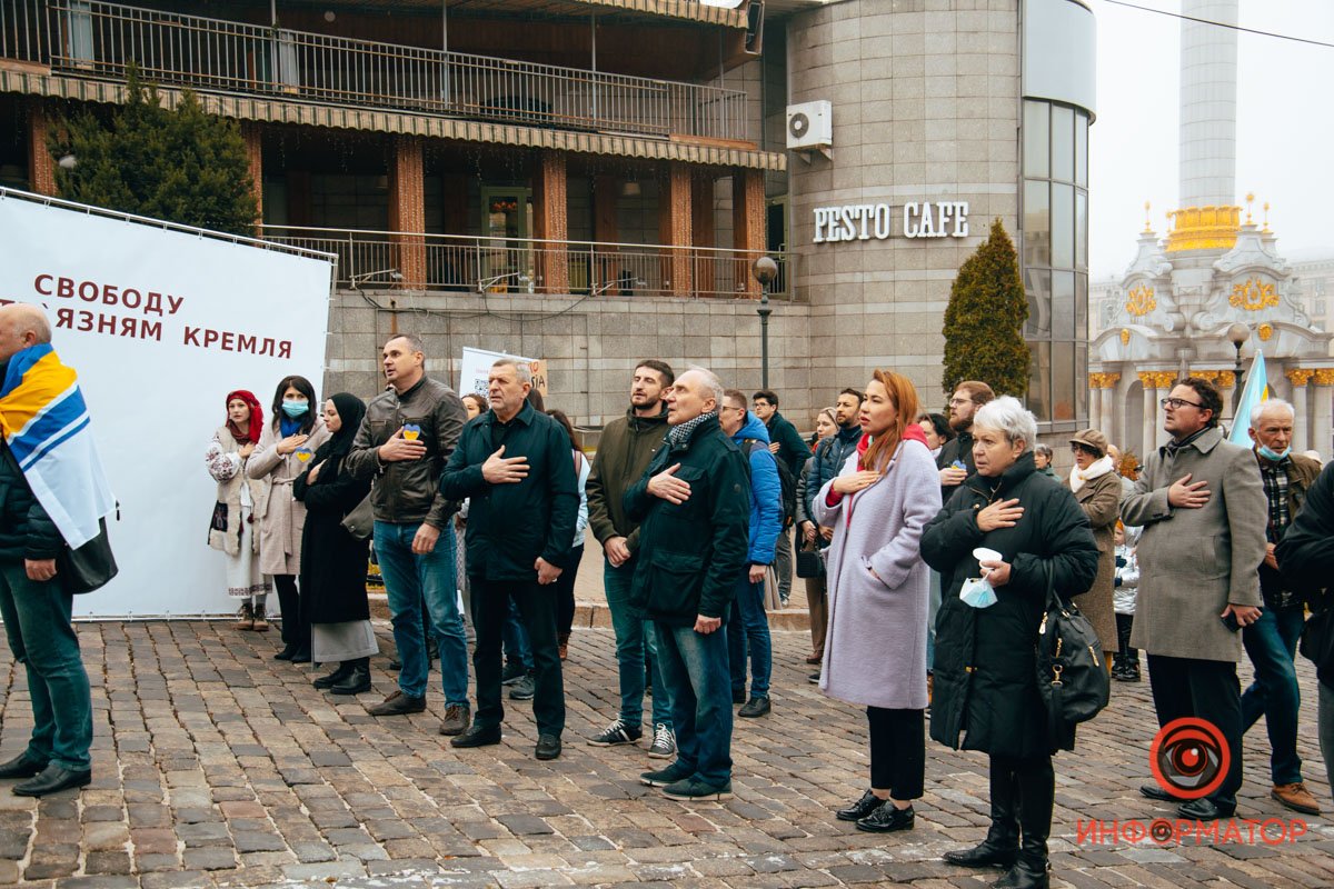“Свободу політв'язням Кремля”. У Києві провели акцію на підтримку незаконно ув'язнених кримчан 1