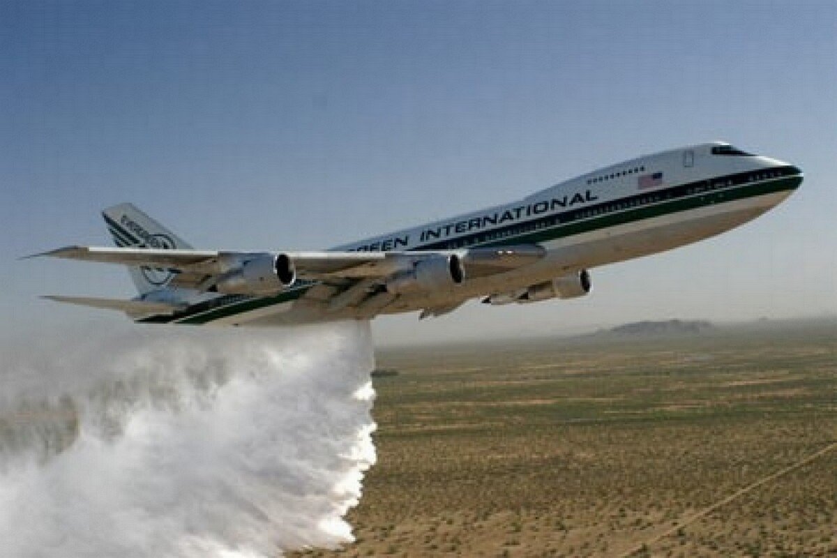 Boeing 747 Supertanker компании Evergeen Boeing 747 Supertanker компании Evergeen