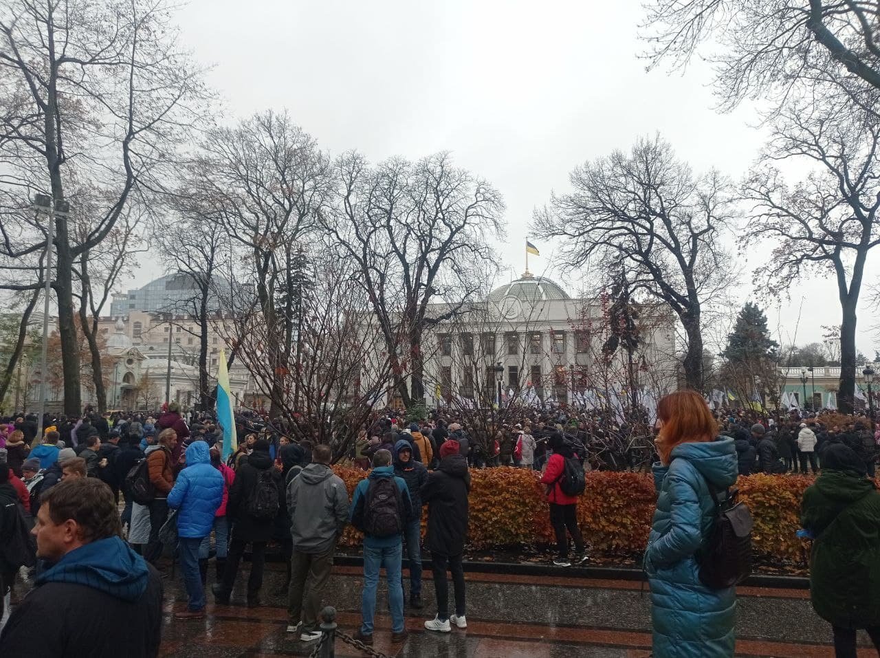 В центре Киева проходит «вече» антивакцинаторов 1