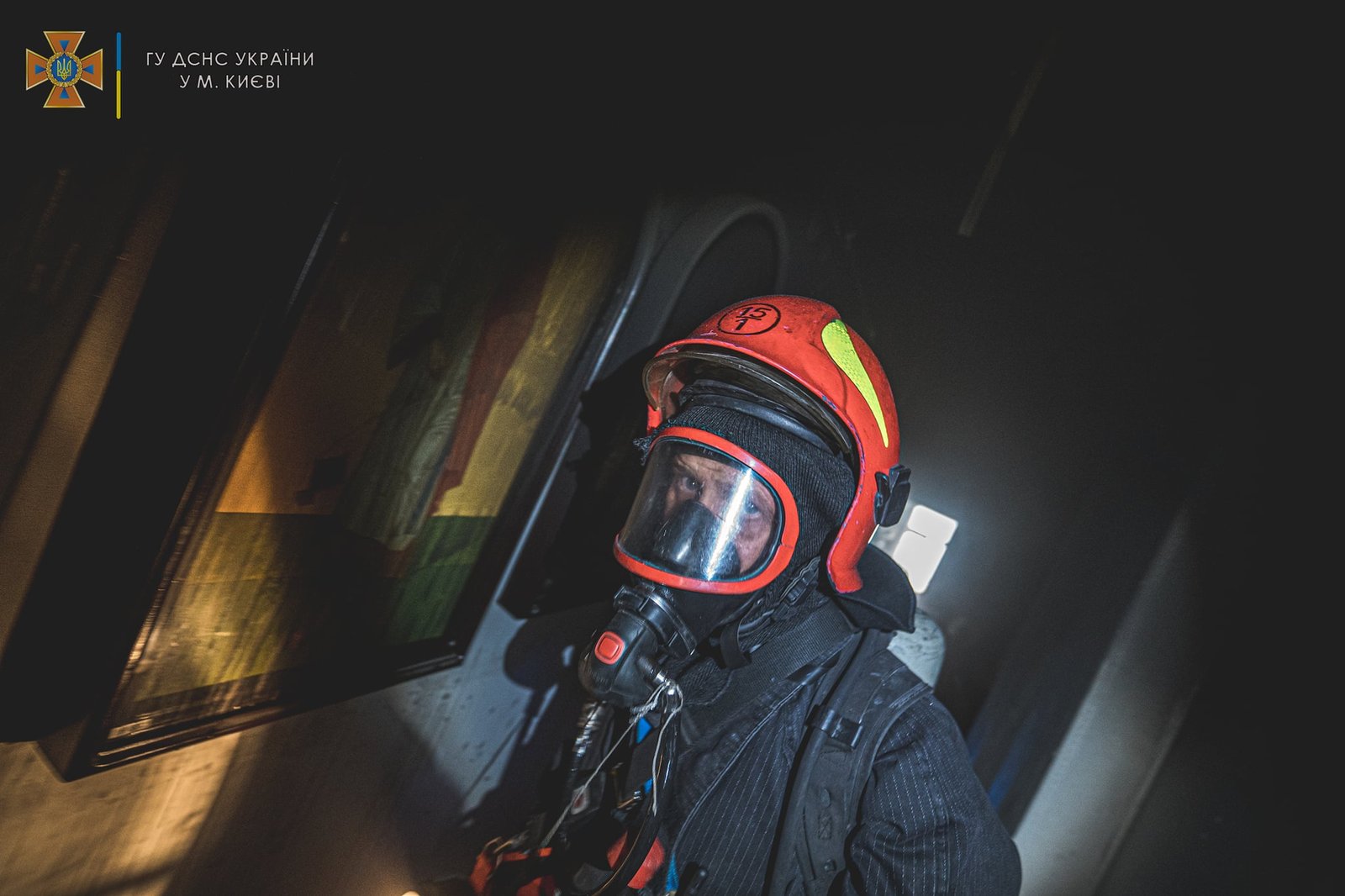 На пожежі в Києво-Печерській лаврі постраждали троє людей 11