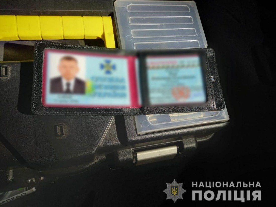 Выдавали себя за сотрудников СБУ: в Сумской области двое мужчин требовали деньги у чиновников и предпринимателей 2