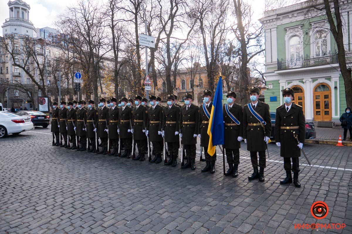 Как в Киеве попрощались с политиком и Героем Украины Ефимом Звягильским 17