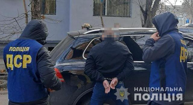 Похитили, избили и забрали машину: как «смотрящий» Полтавы по просьбе бизнесмена у мужчины деньги выбивал 3