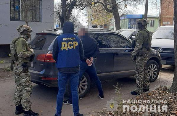 Похитили, избили и забрали машину: как «смотрящий» Полтавы по просьбе бизнесмена у мужчины деньги выбивал 1