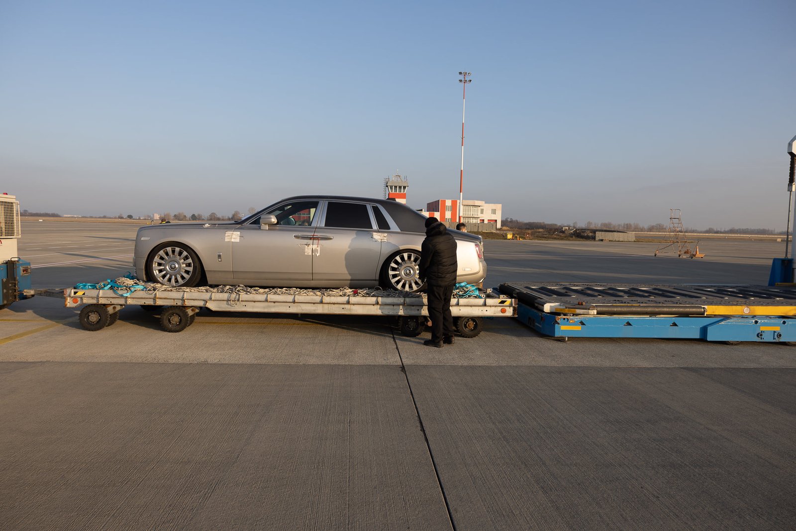 Україна вислала до Німеччини речові докази на 1 мільйон євро: Lamborghini і Rolls Royce проходять у справі про шахрайство 4