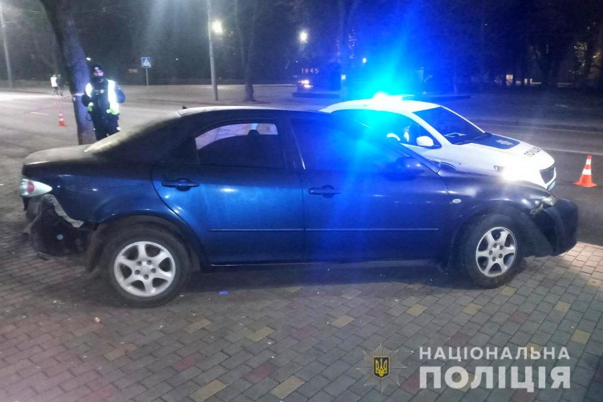 В Луцке пьяный парень на Mazda 6 сбил епископа – мужчина умер в больнице 1
