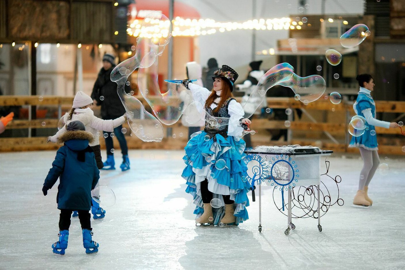 В Киеве открыли локацию зимних развлечений Winter Village в стиле Гарри Поттера 8