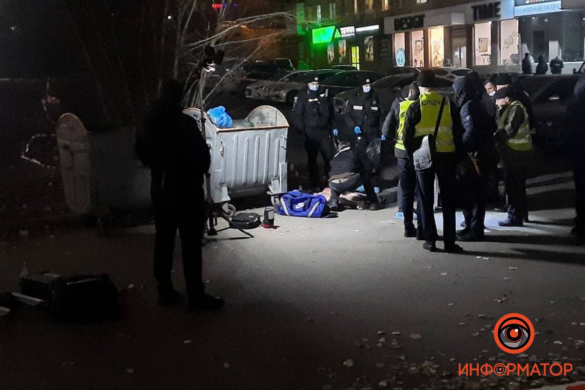 У Києві бездомний знайшов у смітнику дві відрізані людські ноги 3