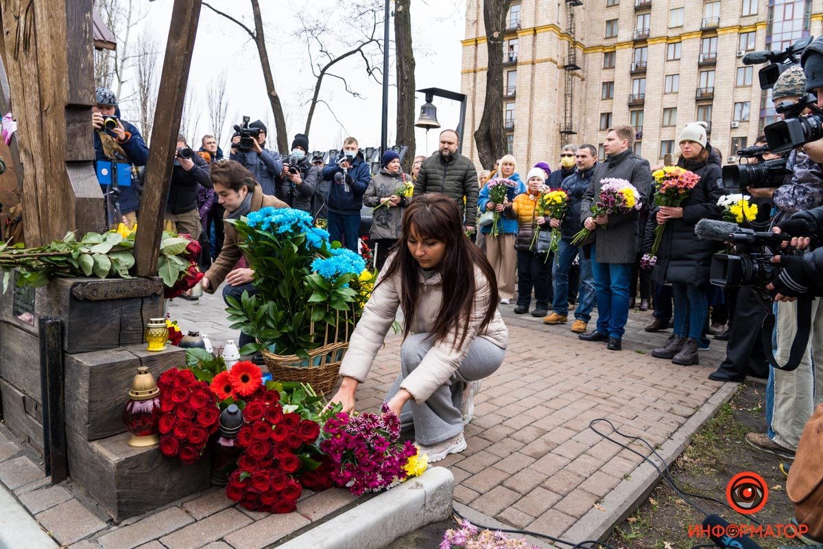 молебен на аллее Небесной сотни молебен на аллее Небесной сотни