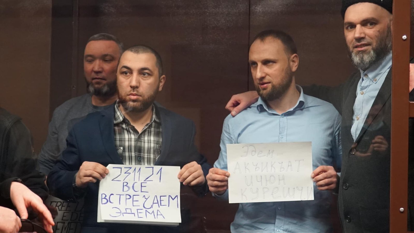 У Криму запустили флешмоб на підтримку незаконно заарештованого адвоката 1