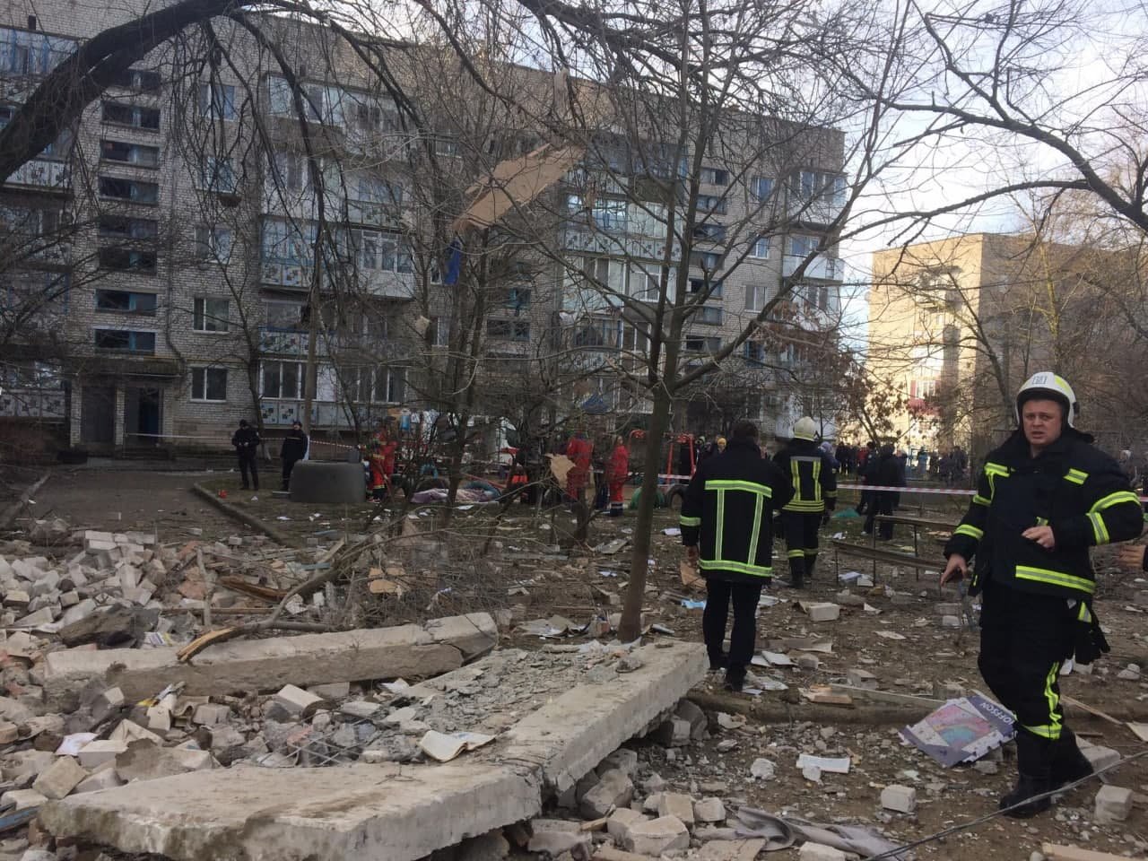 В Николаевской области в жилом доме взорвался газ: разрушены два этажа 5