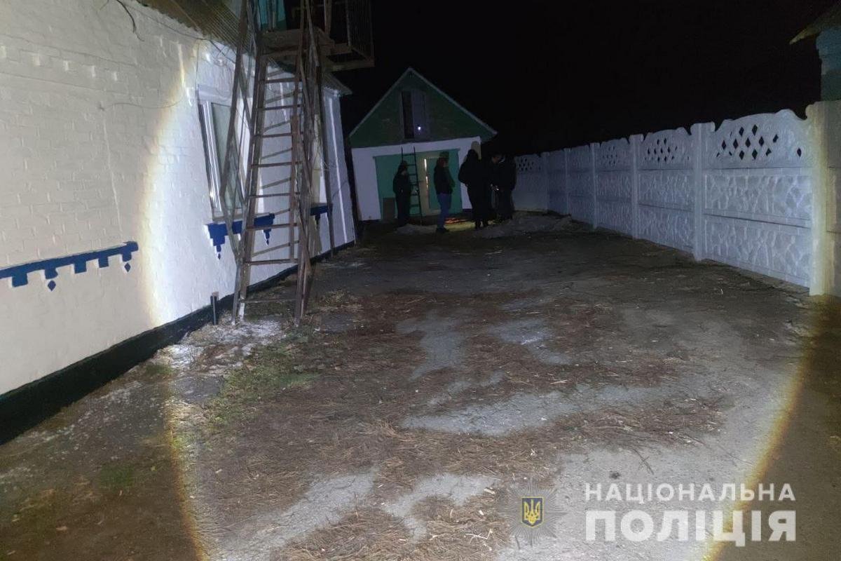 В Белой Церкви мужчины подожгли своего друга за то, что тот не отремонтировал им мопед 3