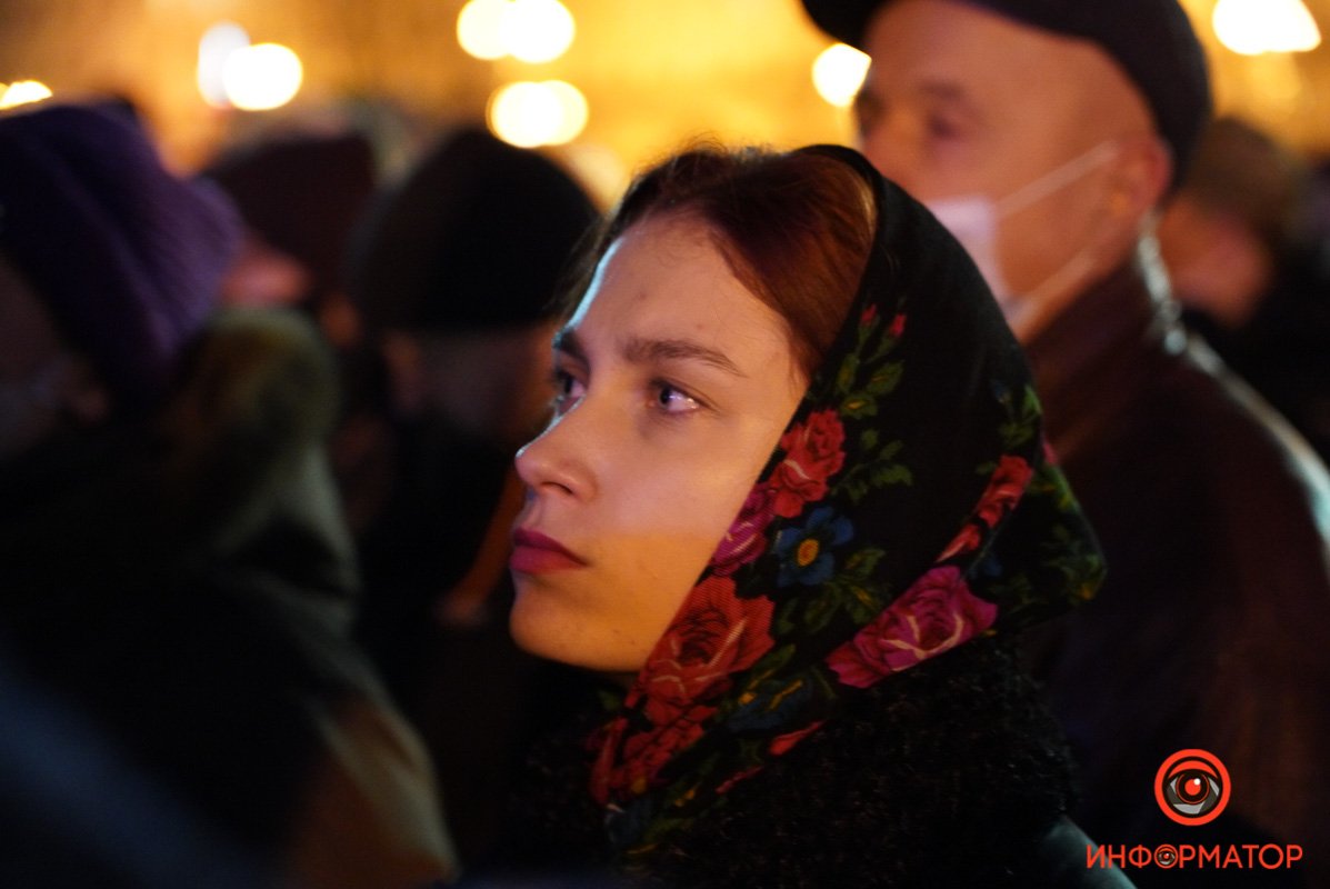 Тысячи людей митингуют на Майдане в Киеве. Хроника событий 18
