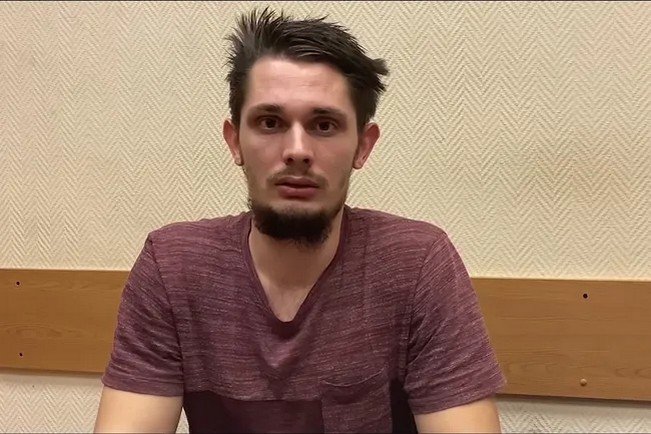 Александр Цилык после задержания сотрудниками ФСБ Александр Цилык после задержания сотрудниками ФСБ