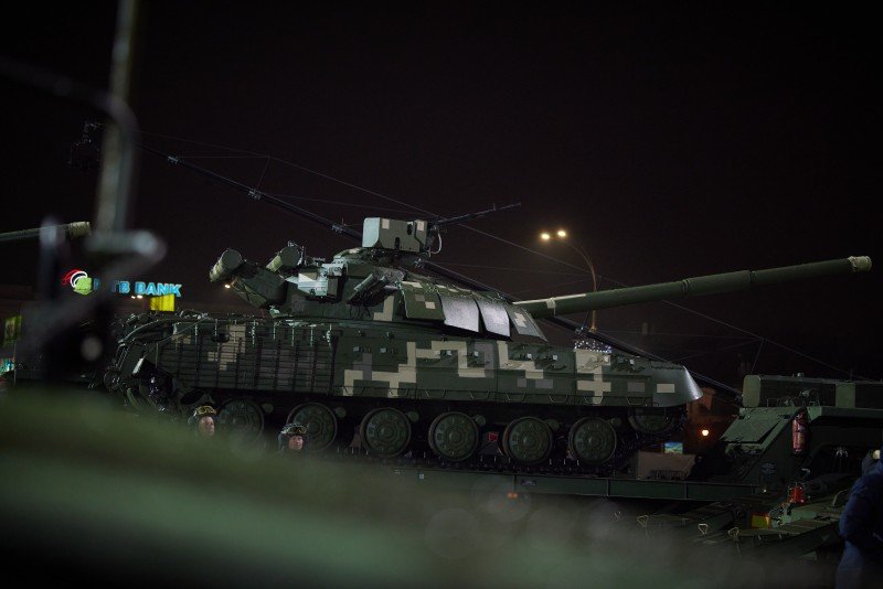 Літаки, кораблі, танки та автомобілі: армію України посилили новою технікою 7