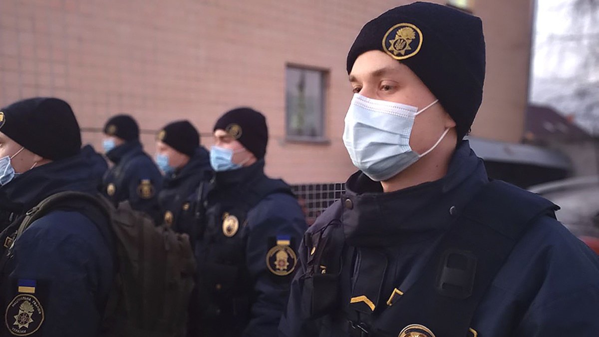 Зламані долі та робота над собою: Нацгвардієць із Кропивницького розповів, як він охороняє своє рідне місто 1