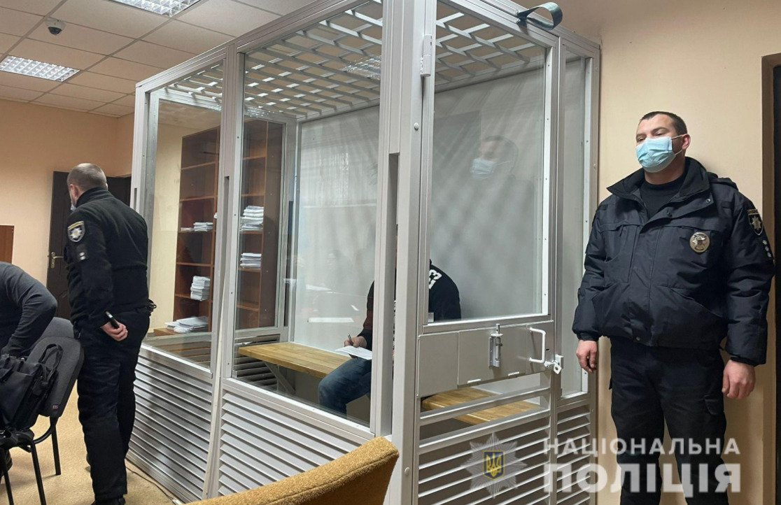 В Харькове на два месяца арестовали мужчин, которые избили пятерых полицейских 2