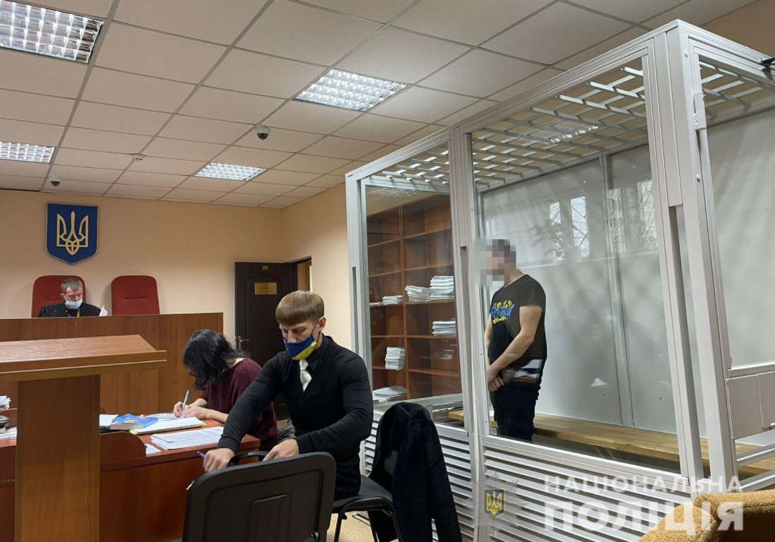 В Харькове на два месяца арестовали мужчин, которые избили пятерых полицейских 6