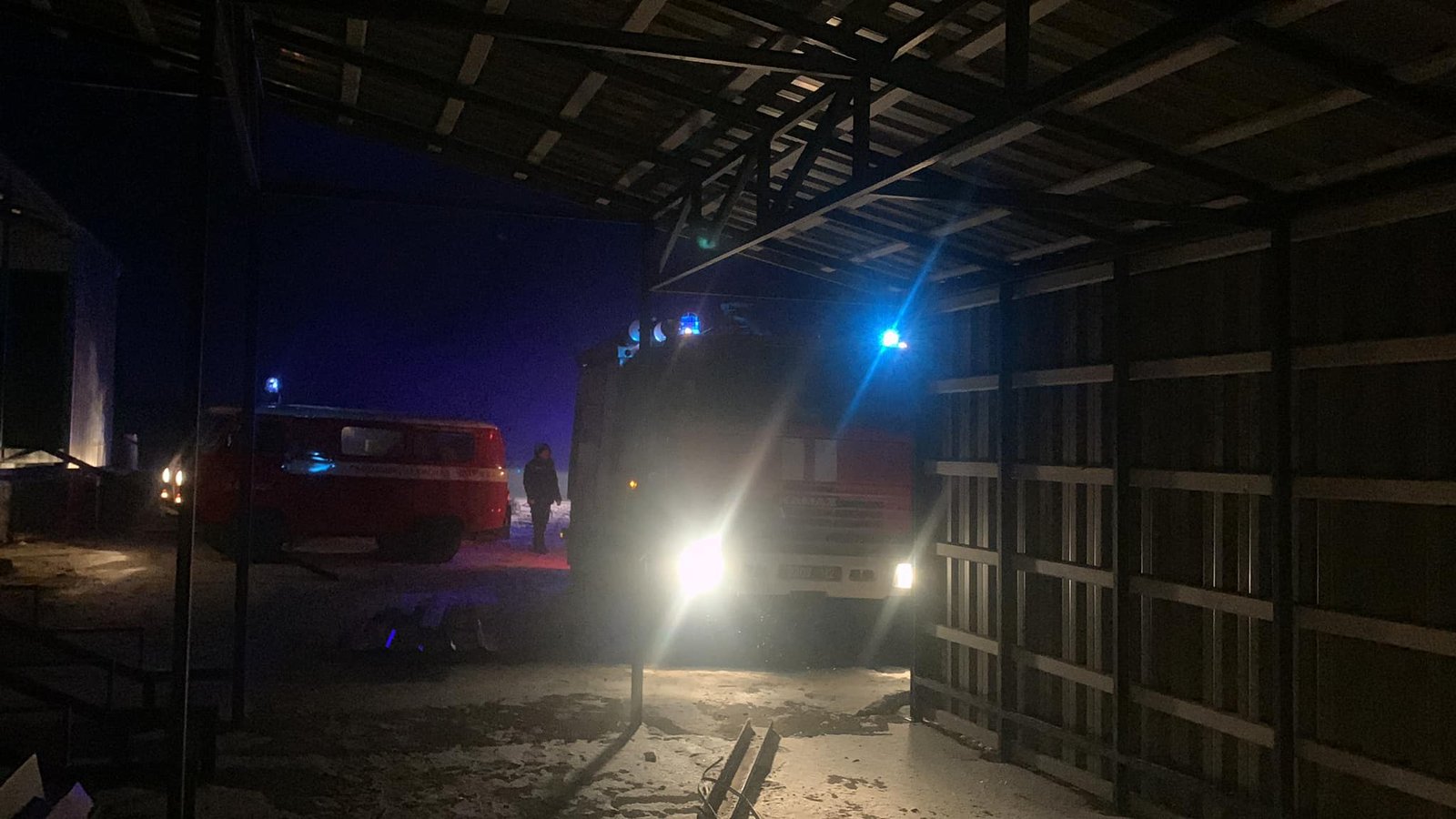 Пожар в загородном комплексе «Баттерфляй» под Винницей: один человек погиб, больше 30 эвакуированы 8
