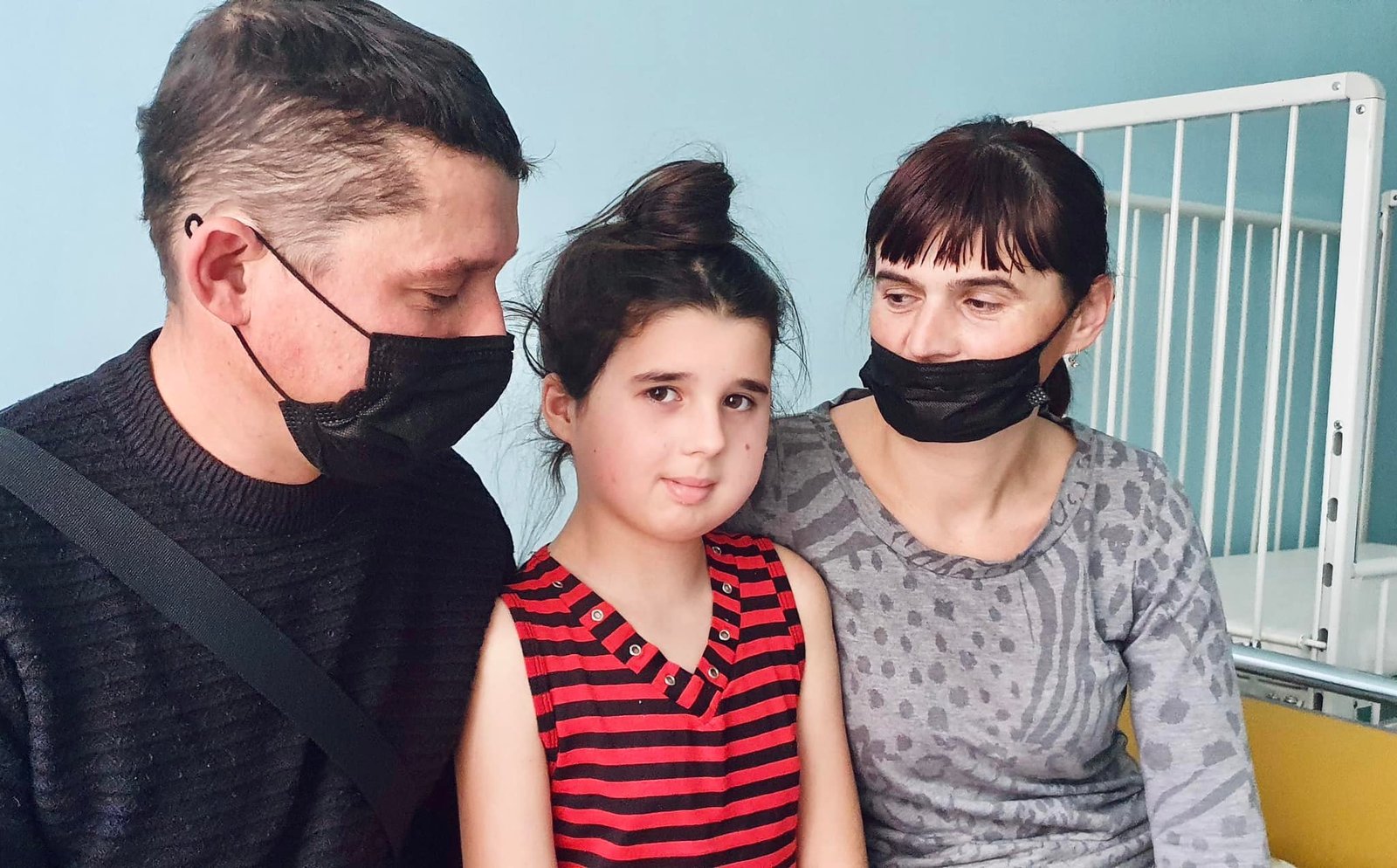 У Львові лікарі врятували 11-річну дівчинку, у якої перестав відкриватися рот 1