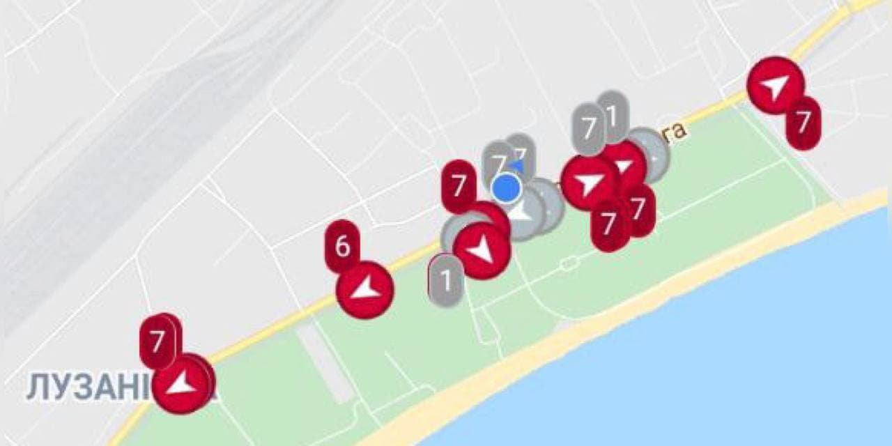 Засыпанные дороги и парализованный транспорт: города Украины накрыл снегопад 18