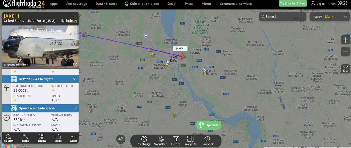 Над Киевом заметили американский военный самолёт Над Киевом заметили американский военный самолёт