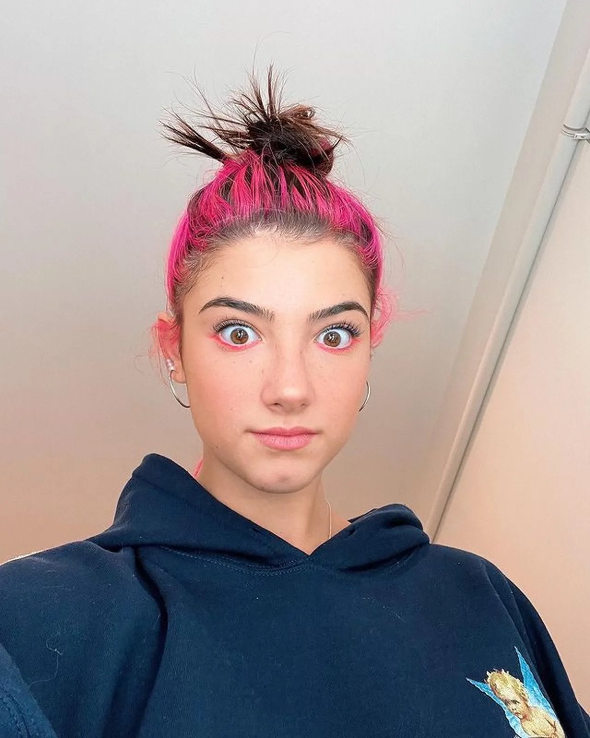 Сколько зарабатывают звёзды TikTok 1