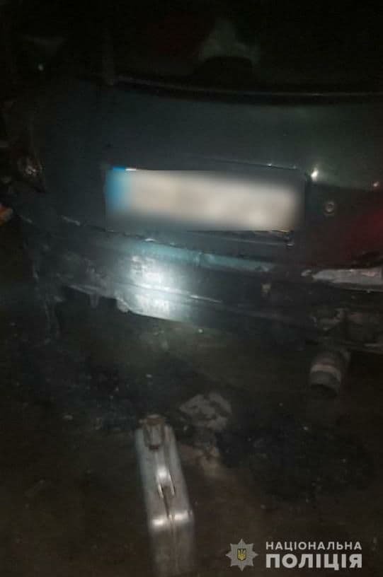 В Одессе мужчина сжёг автомобиль бывшей жены за то, что она его бросила 1