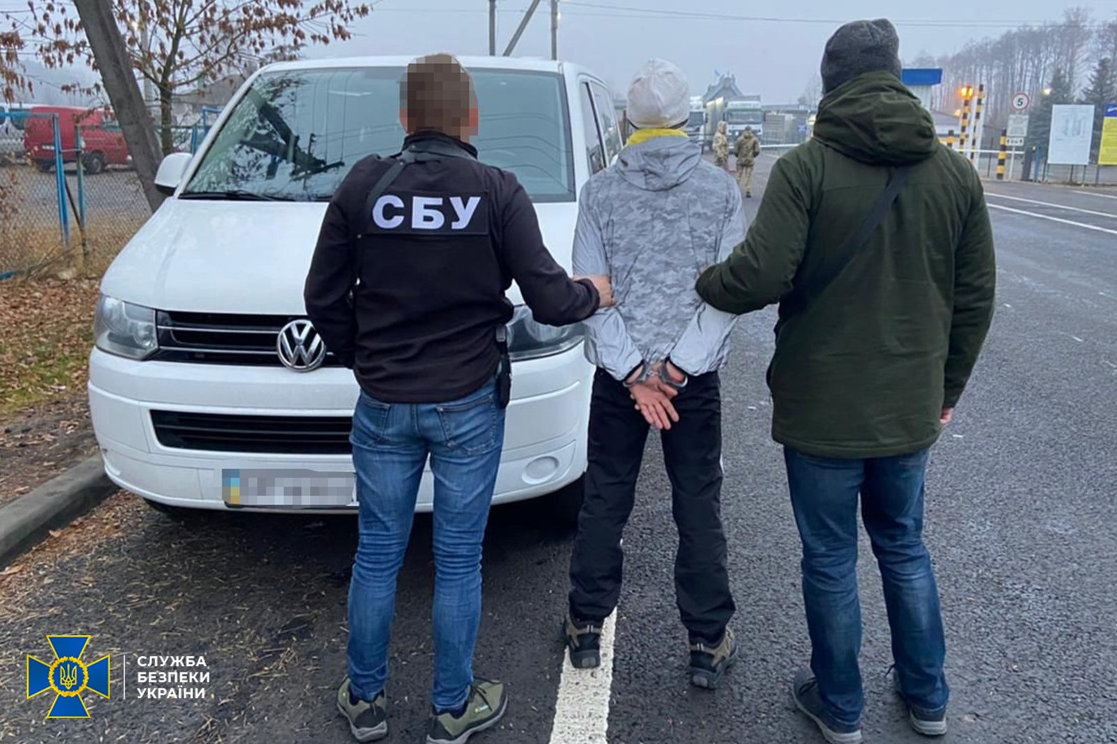 В Україні до 8 років ув'язнення засудили чоловіка, який керував розвідкою у бойовиків 1