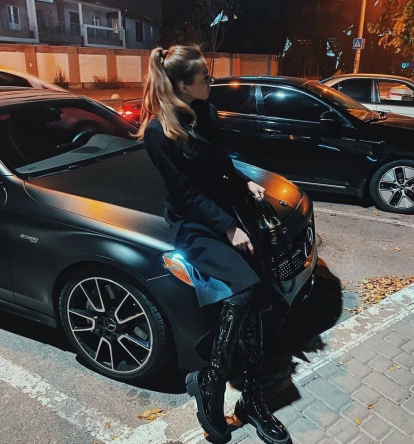 Под Одессой в аварии насмерть разбилась жена украинского футболиста 2