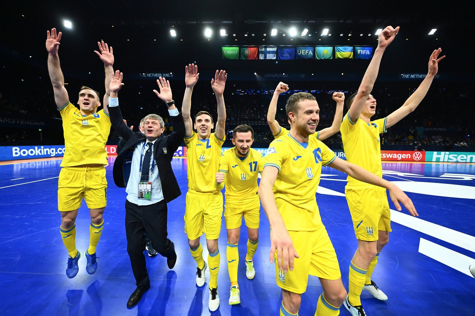 Збірна України з футзалу обіграла збірну Казахстану та пройшла у півфінал Євро 1