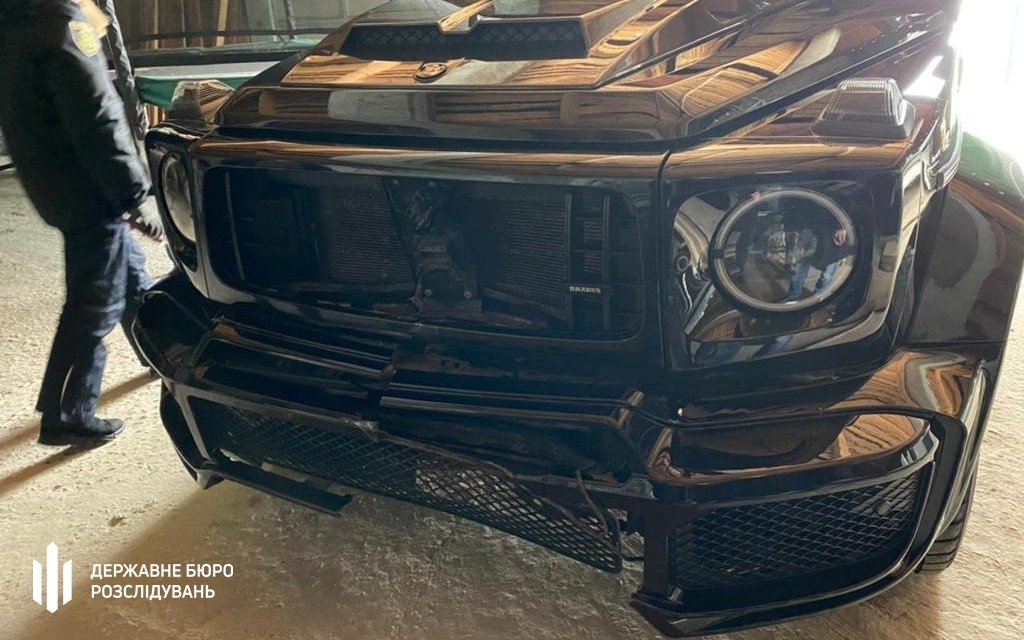 В гостинице и доме бизнесмена из Харькова Ярославского прошли обыски из-за ДТП с участием его кортежа 5