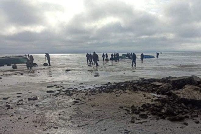 В Черкасской области около 200 рыбаков унесло на льдине от берега 1