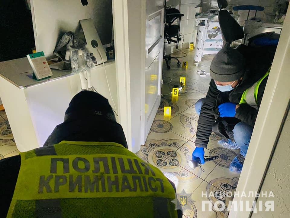 В Яремче на приёме у стоматолога расстреляли мужчину: появились новые подробности и фото с места 2