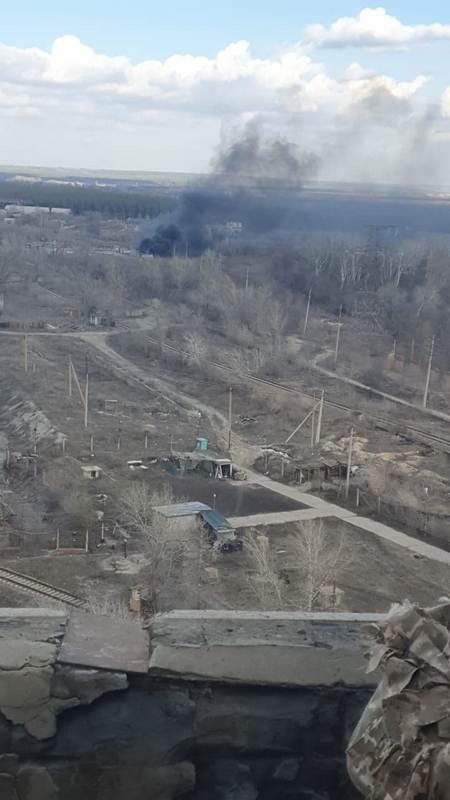 Боевики обстреляли Счастье и Врубовку и повредили линии электропередач: Луганскую ТЭС пришлось остановить 3