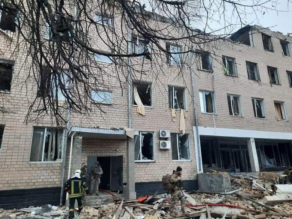 Бойовики РФ напали на Україну: де ведуться обстріли, є поранені та загиблі 1