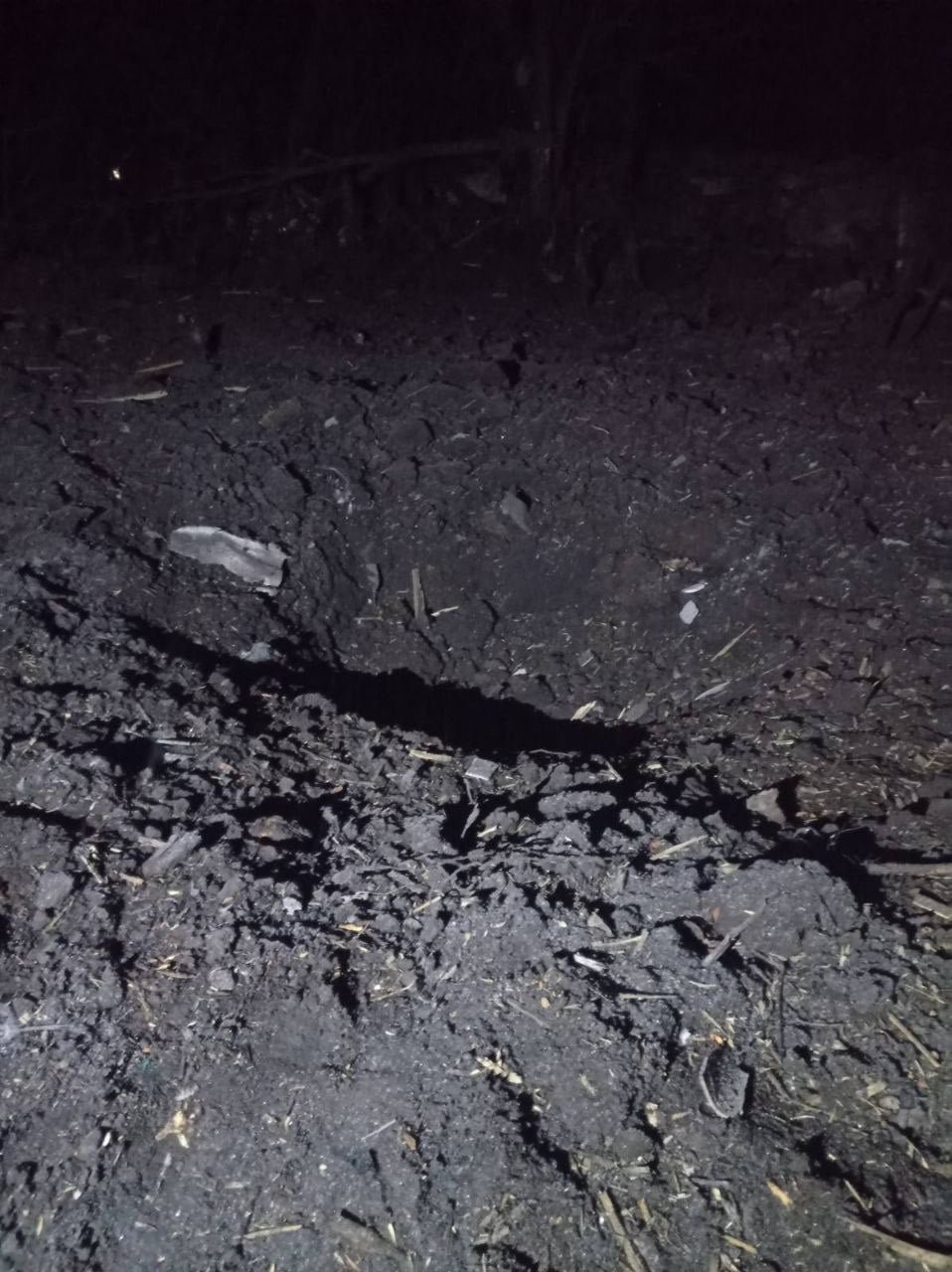 Критична ситуація в Ізюмі: за відмову здатися окупанти взяли місто в облогу та знищують його 2