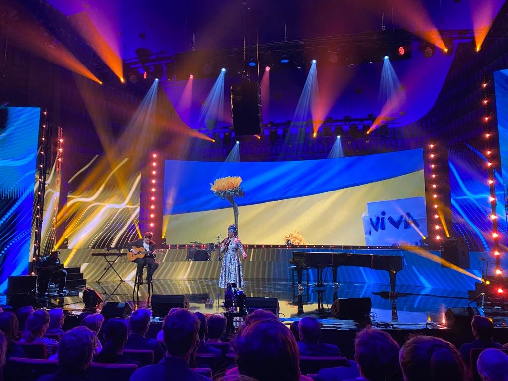 Во Франции на концерте в поддержку Украины собрали 8 миллионов евро 7