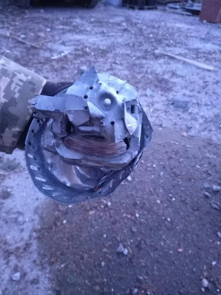 Оккупанты запустили «Искандер» по посёлку в Киевской области: разрушен дом на 60 квартир 3