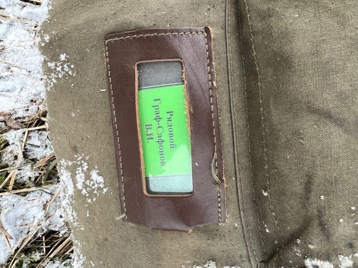 В Луганской области оккупанты сбежали от ВСУ, бросив зенитную установку и грузовик с боеприпасами 3