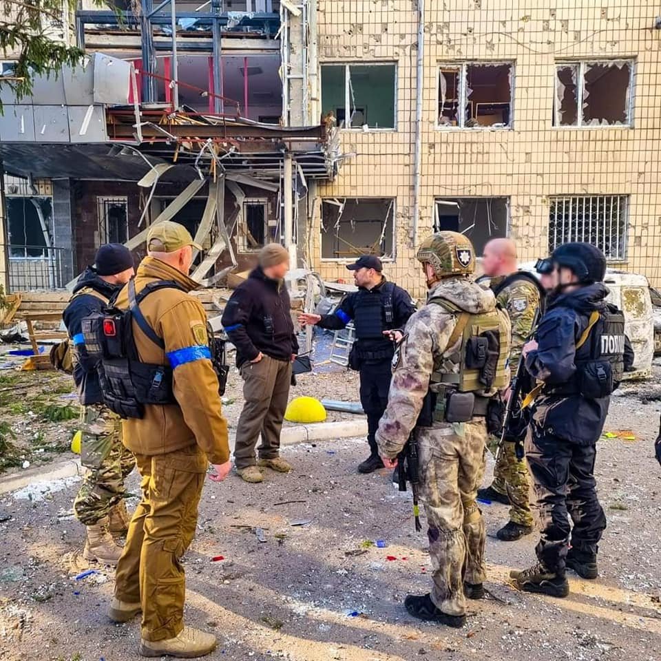 Национальная полиция возобновляет работу в Ирпене 1