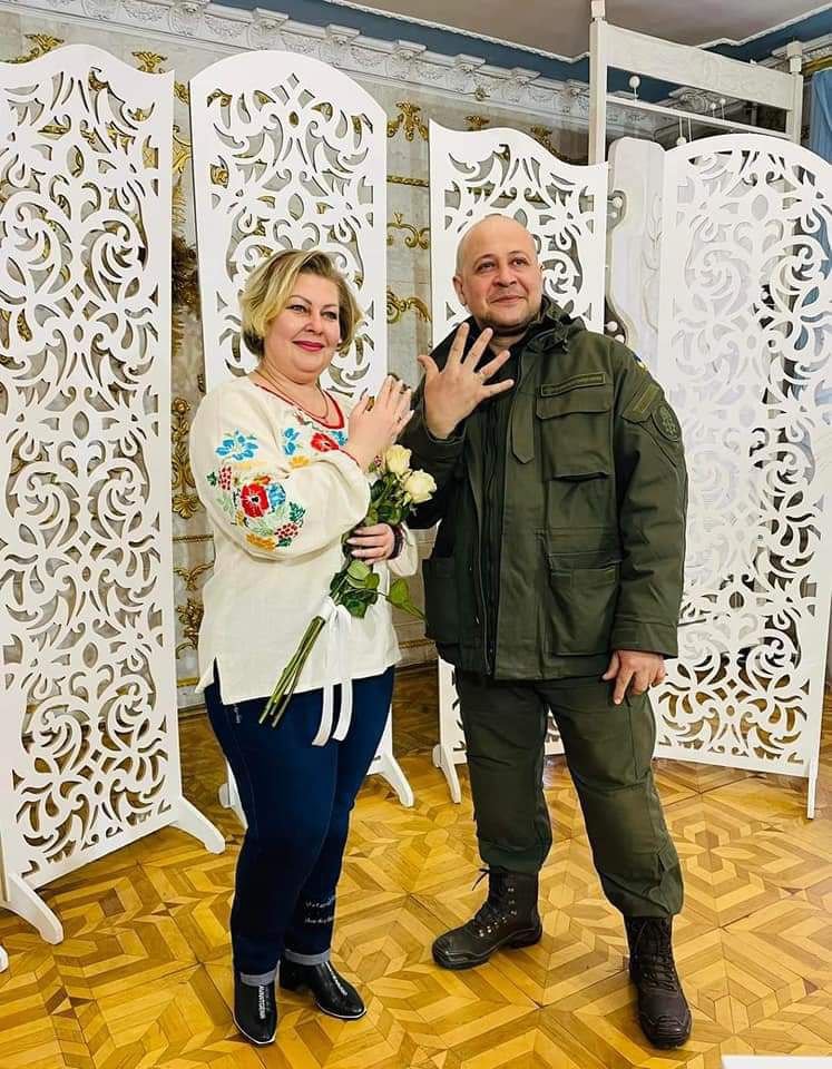 За місяць війни в Україні одружилися понад 15 тисяч пар 1