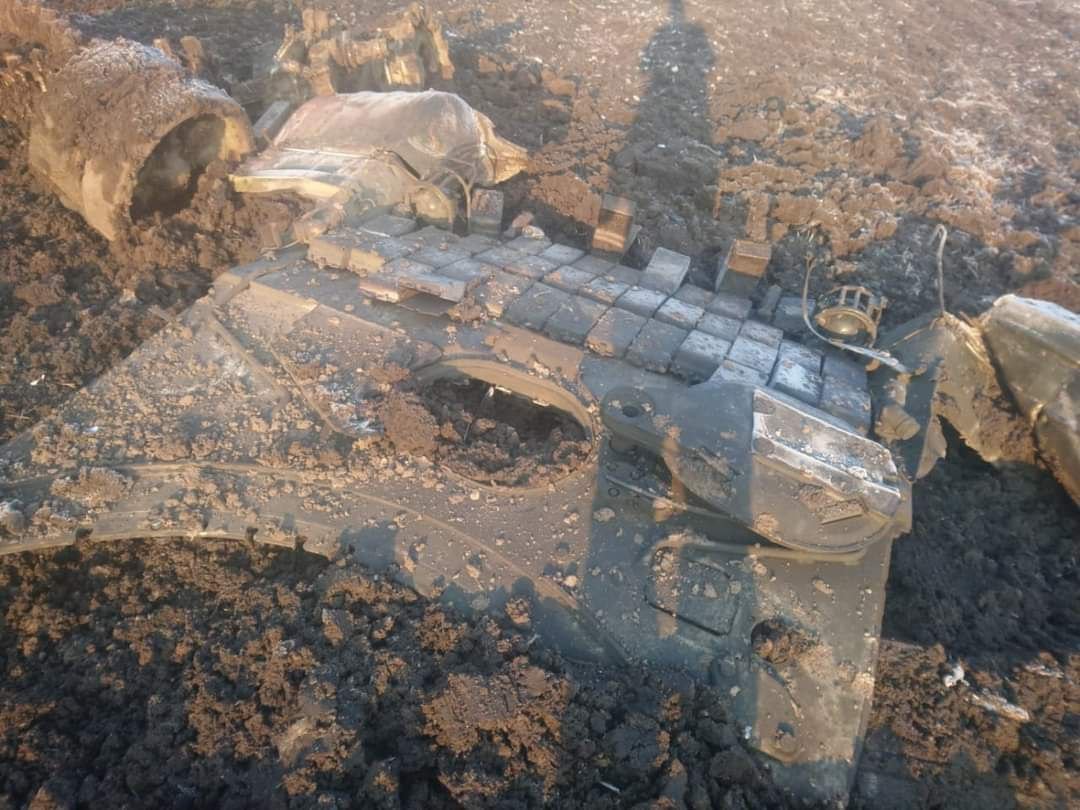 Под Черниговом ВСУ разбили колонну российской бронетехники 5