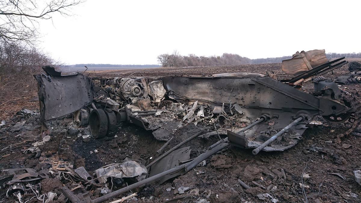 В Сумской области появилась своя «Чернобаевка»: украинские защитники в очередной раз разбили технику оккупантов 3