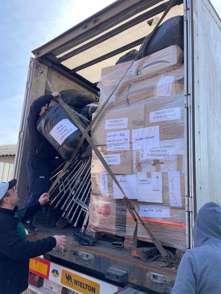 Украина получила 50 тонн гуманитарной помощи из Франции 2