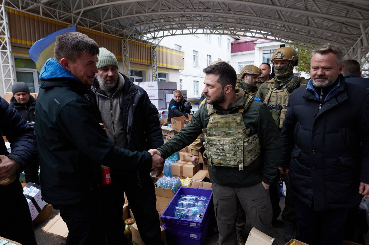 Зеленський відвідав Бучу та Ірпінь, де російські окупанти вбивали мирних жителів 1