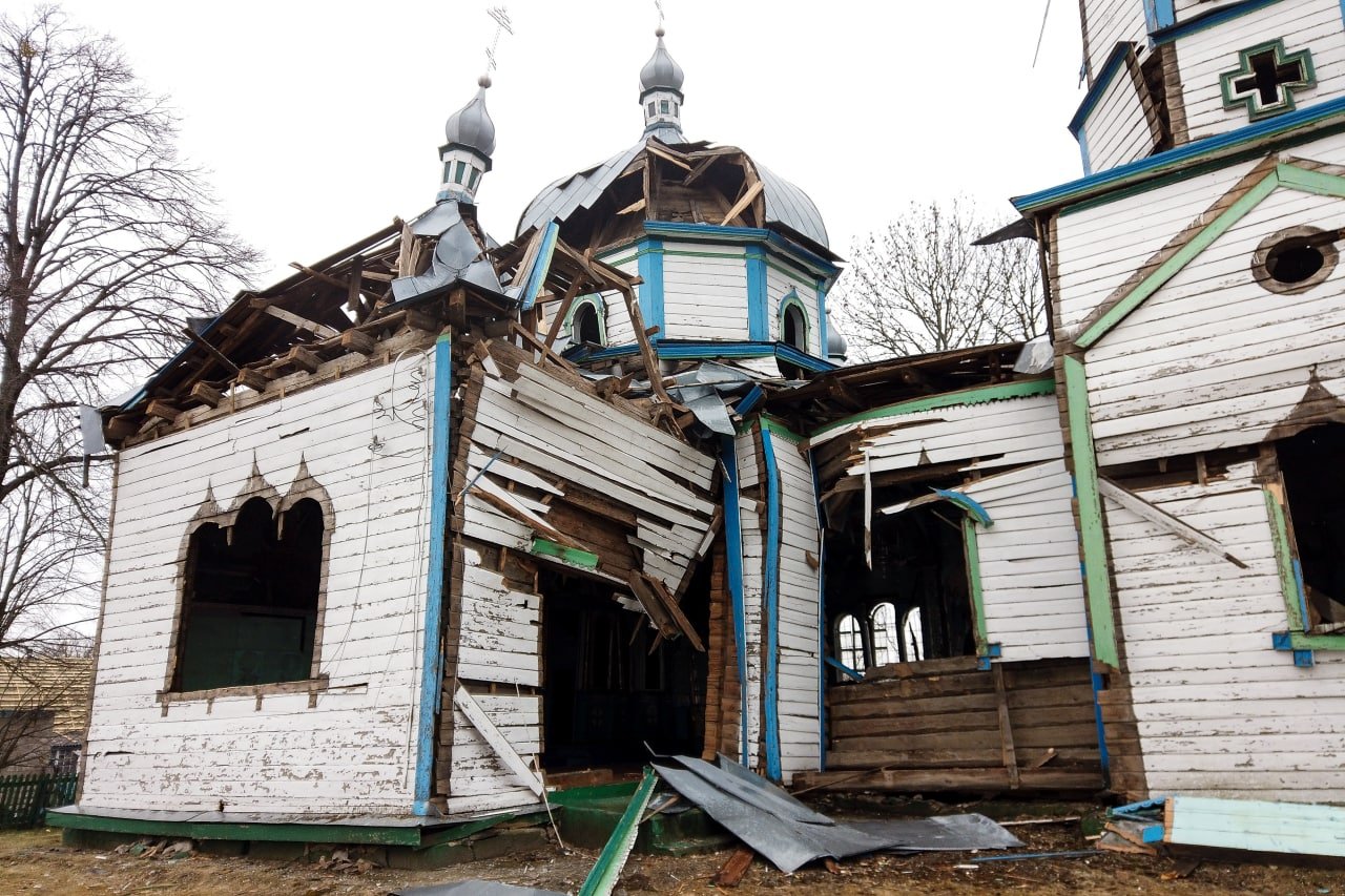 Российские оккупанты, убегая из Житомирской области, взорвали два моста 1